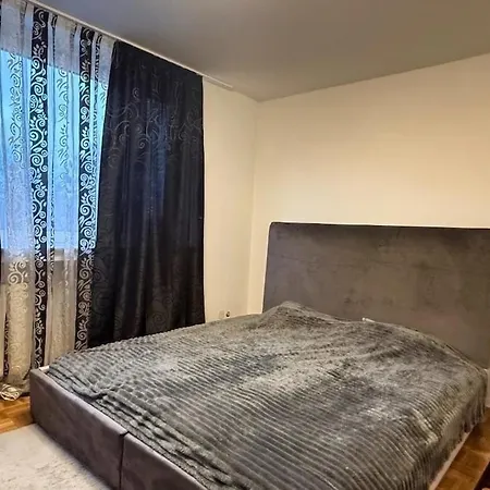 Spacious 3-room With Balcony Mönchengladbach