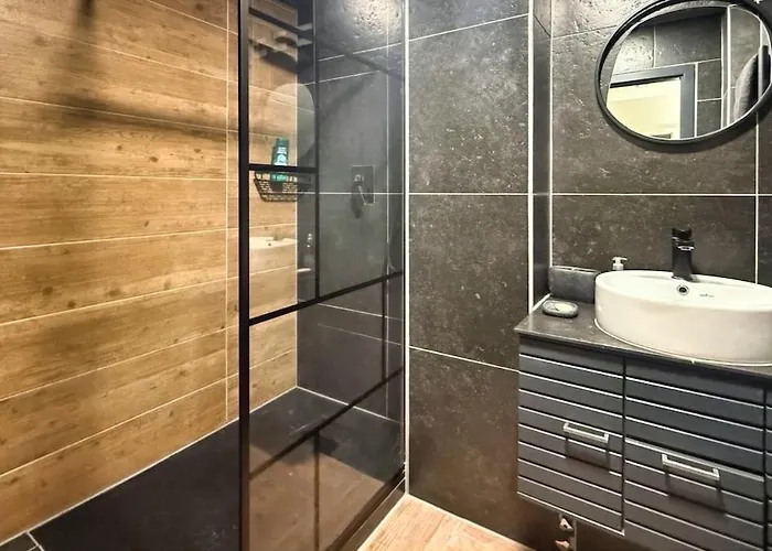 Spacious 3-room With Balcony *